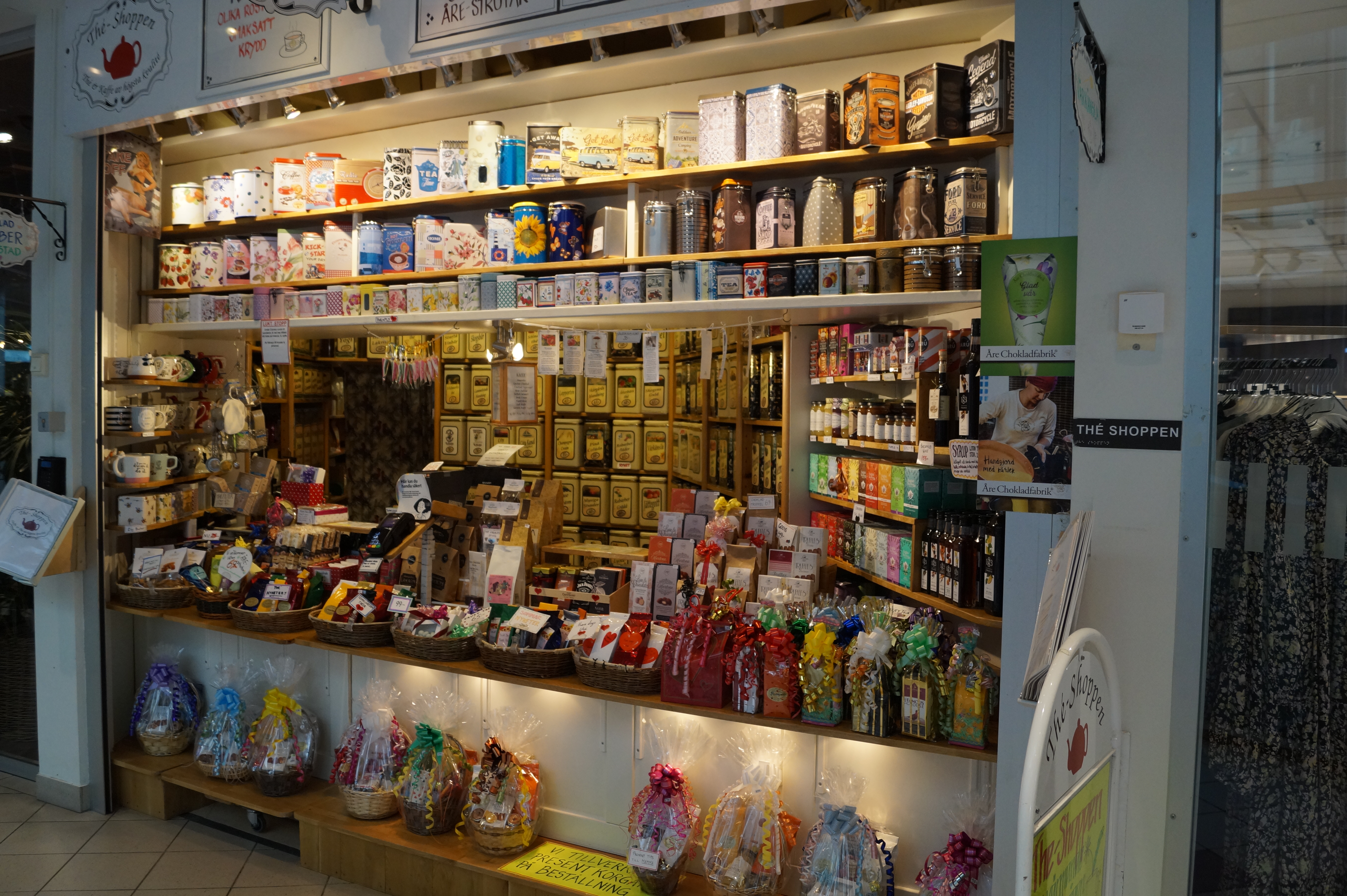Thé Shoppen I Smedjan Vy Från Storgatan