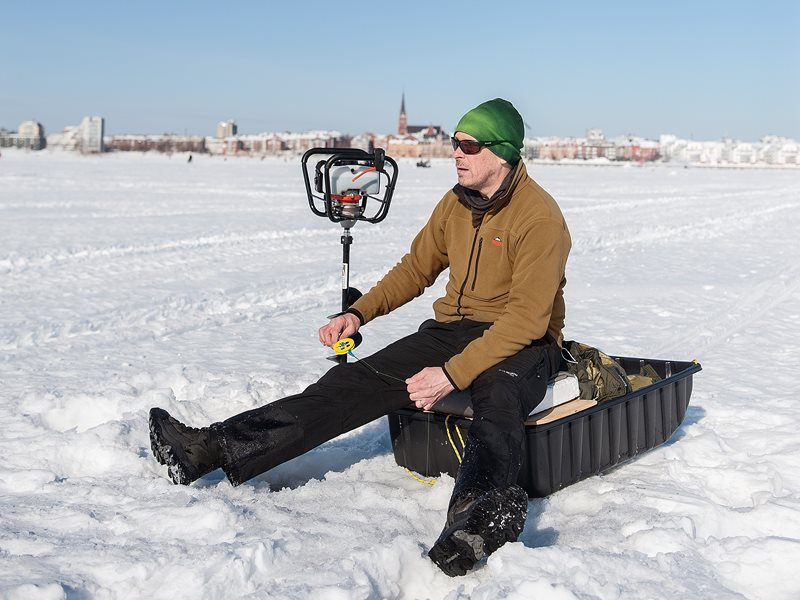 Winter fishing in Luleå city