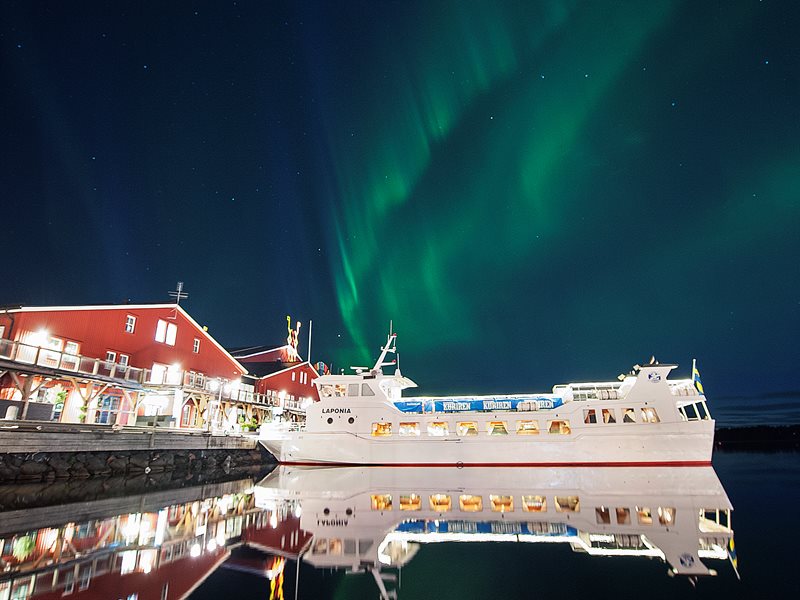 Northern lights over Laponia and Luleå's north harbour