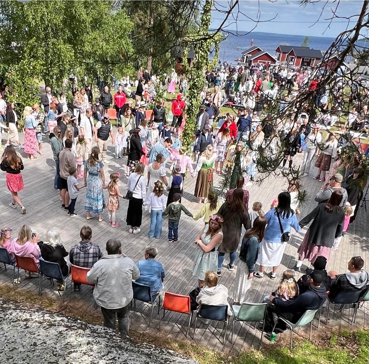 Midsommarafton i brändön