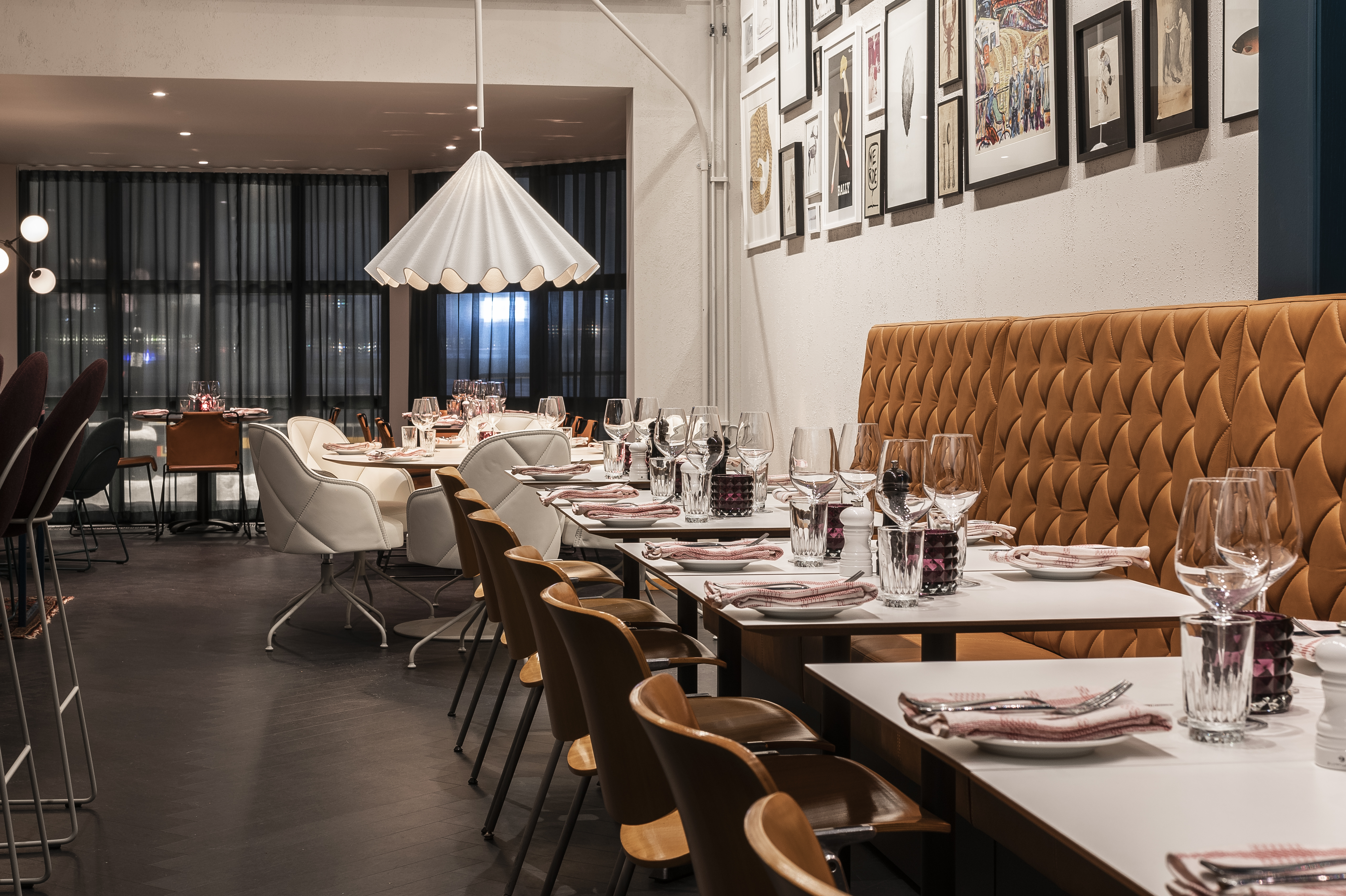 Interior design at Bistron