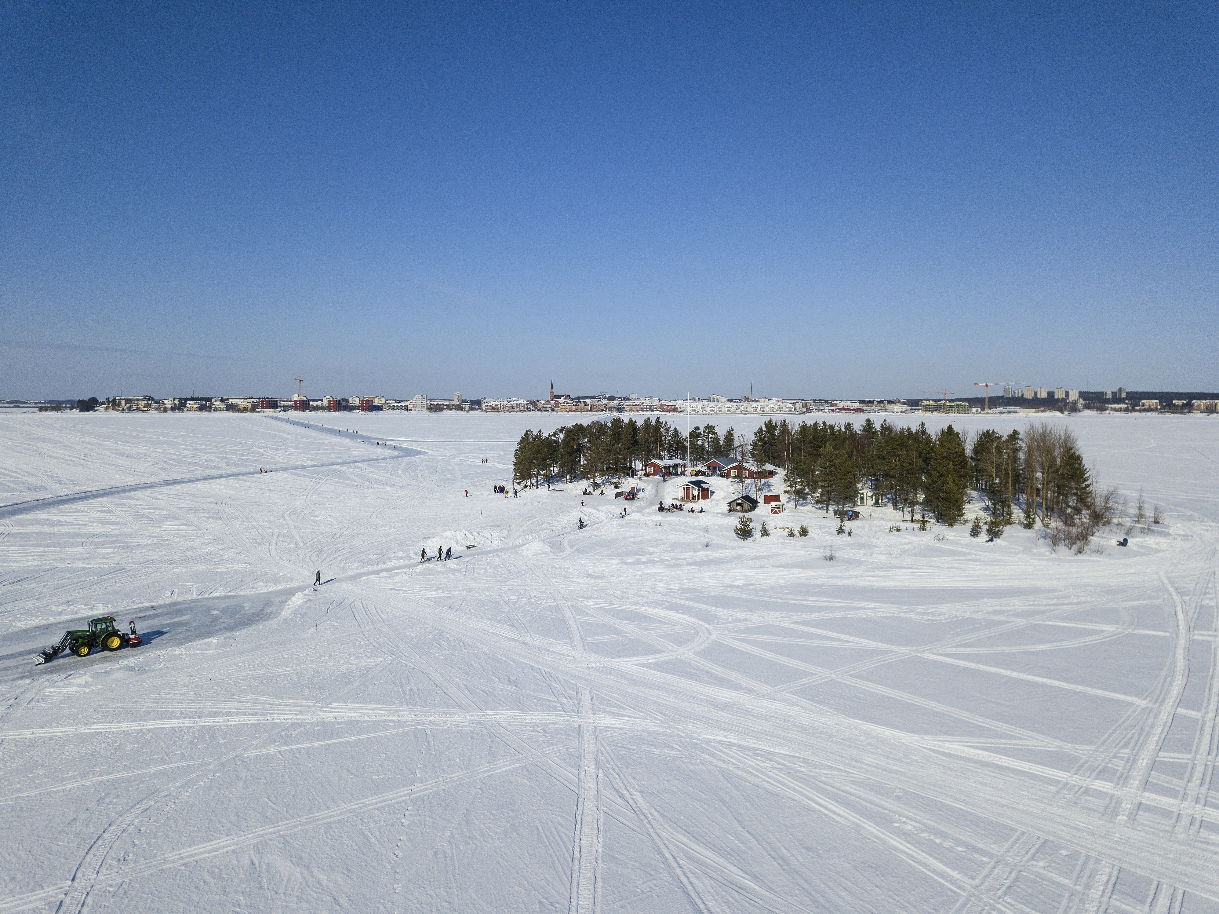 Gråsjälören in Luleå and the ice track in the background