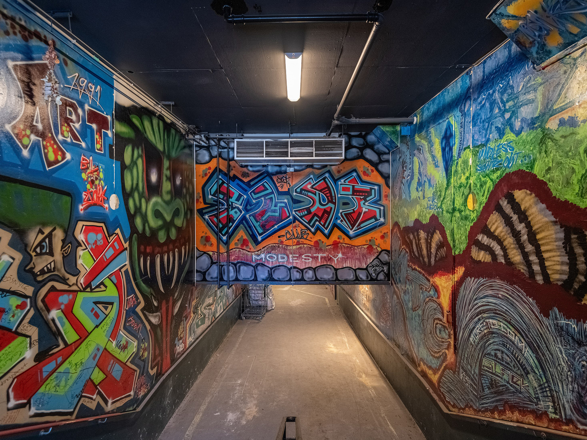 Kulvert med graffitimålningar. Foto: Daryoush Tahmasebi, Norrbottens museum.