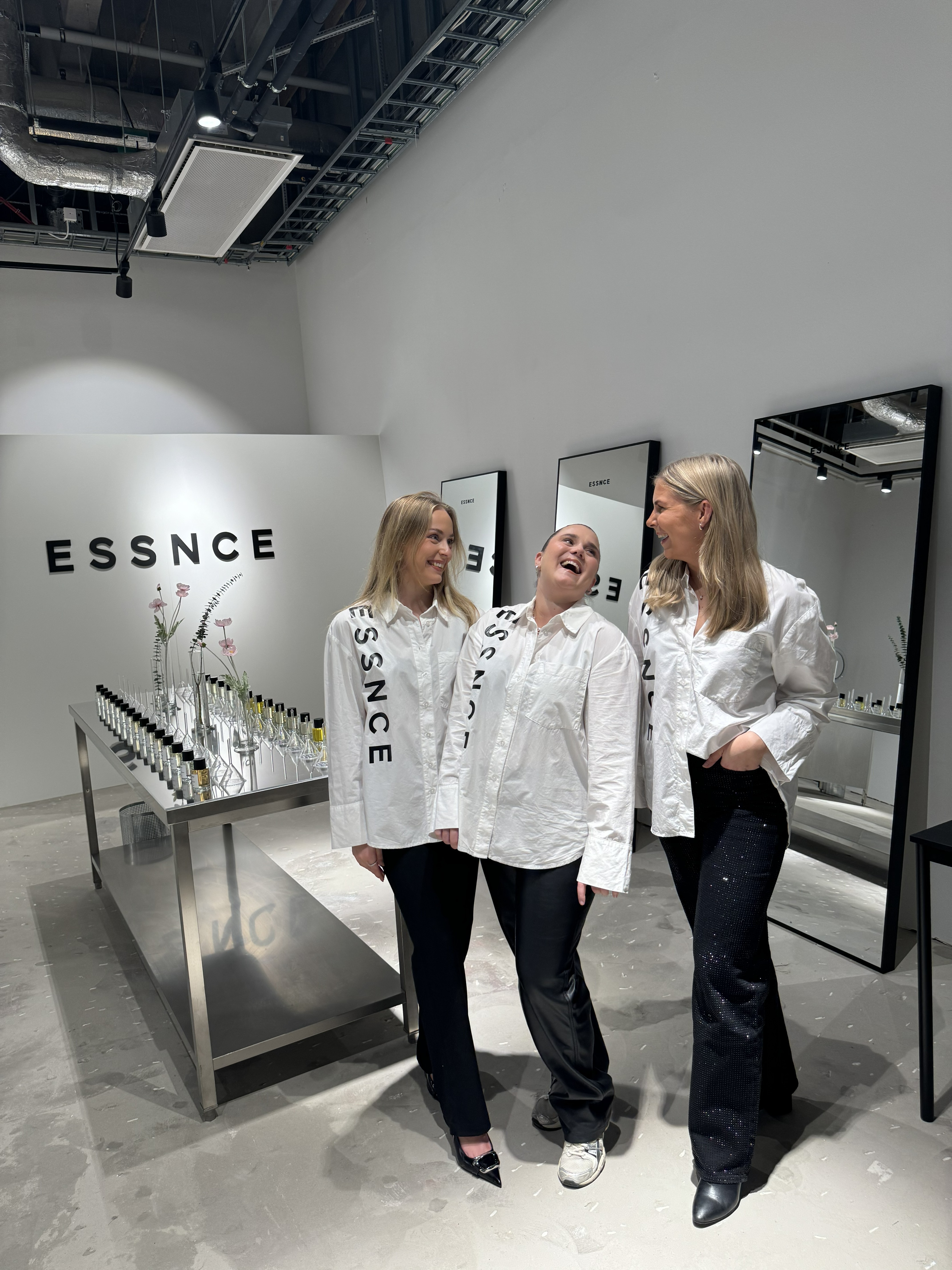 Essnce Strand Galleria 