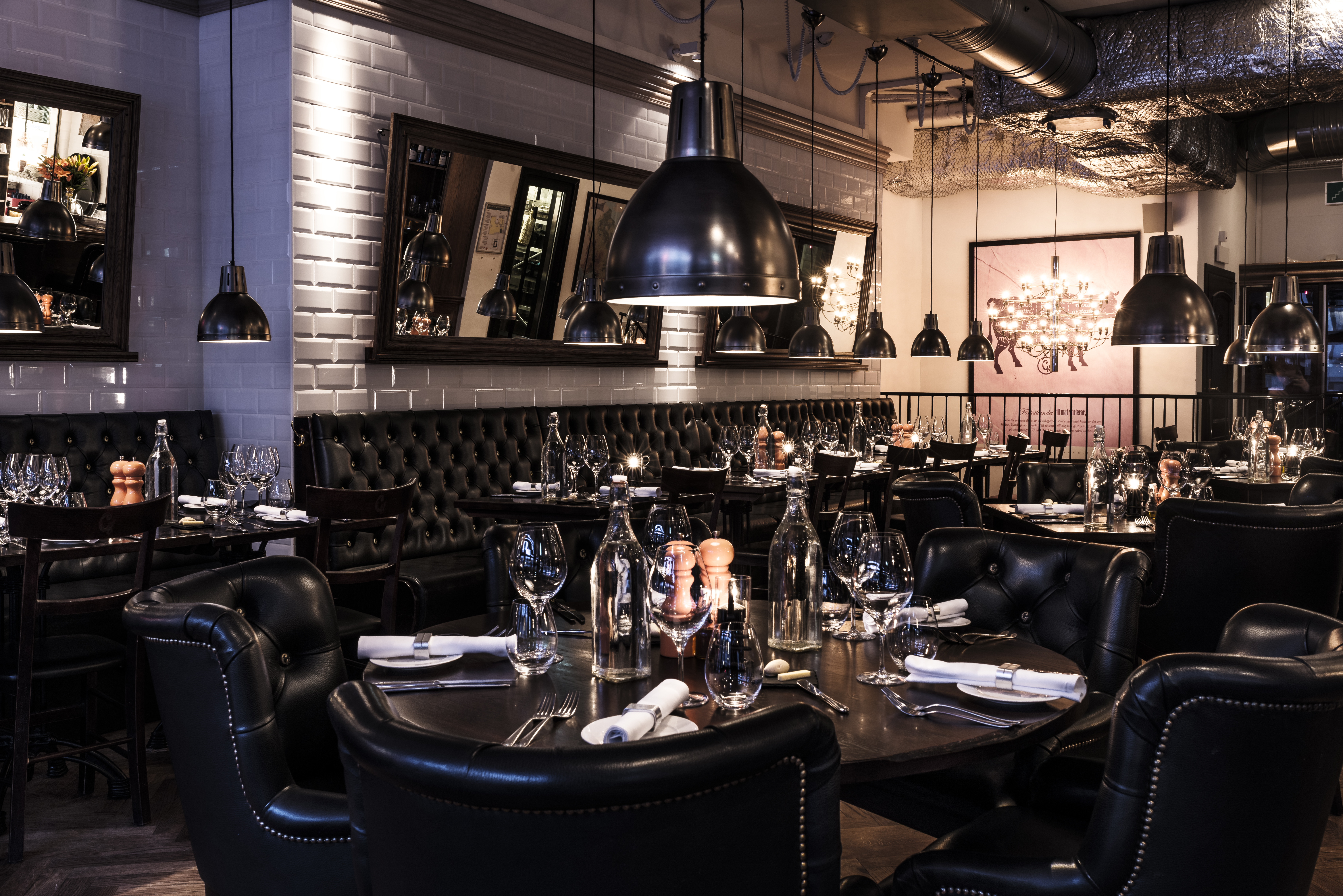 Inside Cg:s restaurant